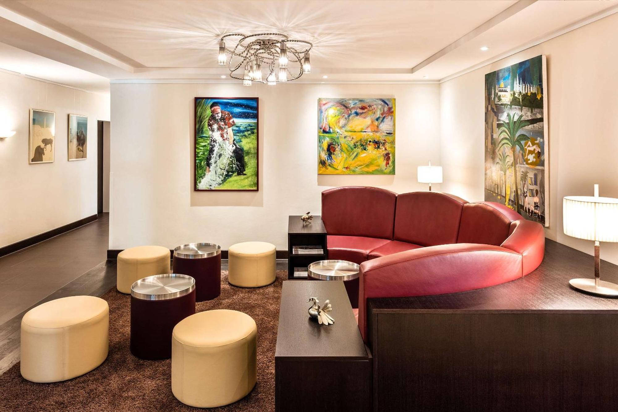 Western Residenzhotel 4*